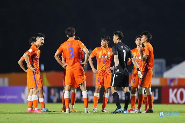U23亚洲杯分组A组：卡塔尔、澳大利亚、约旦、印尼B组：日本、韩国、阿联酋、中国C组：沙特、伊拉克、泰国、塔吉克斯坦D组：乌兹别克斯坦、越南、科威特、马来西亚罗马诺：格列兹曼专注于马竞 他不会在冬窗加盟曼联罗马诺在今天的专栏中谈到了格列兹曼，直接指出法国球星只想留在马德里竞技，和曼联没有联系。